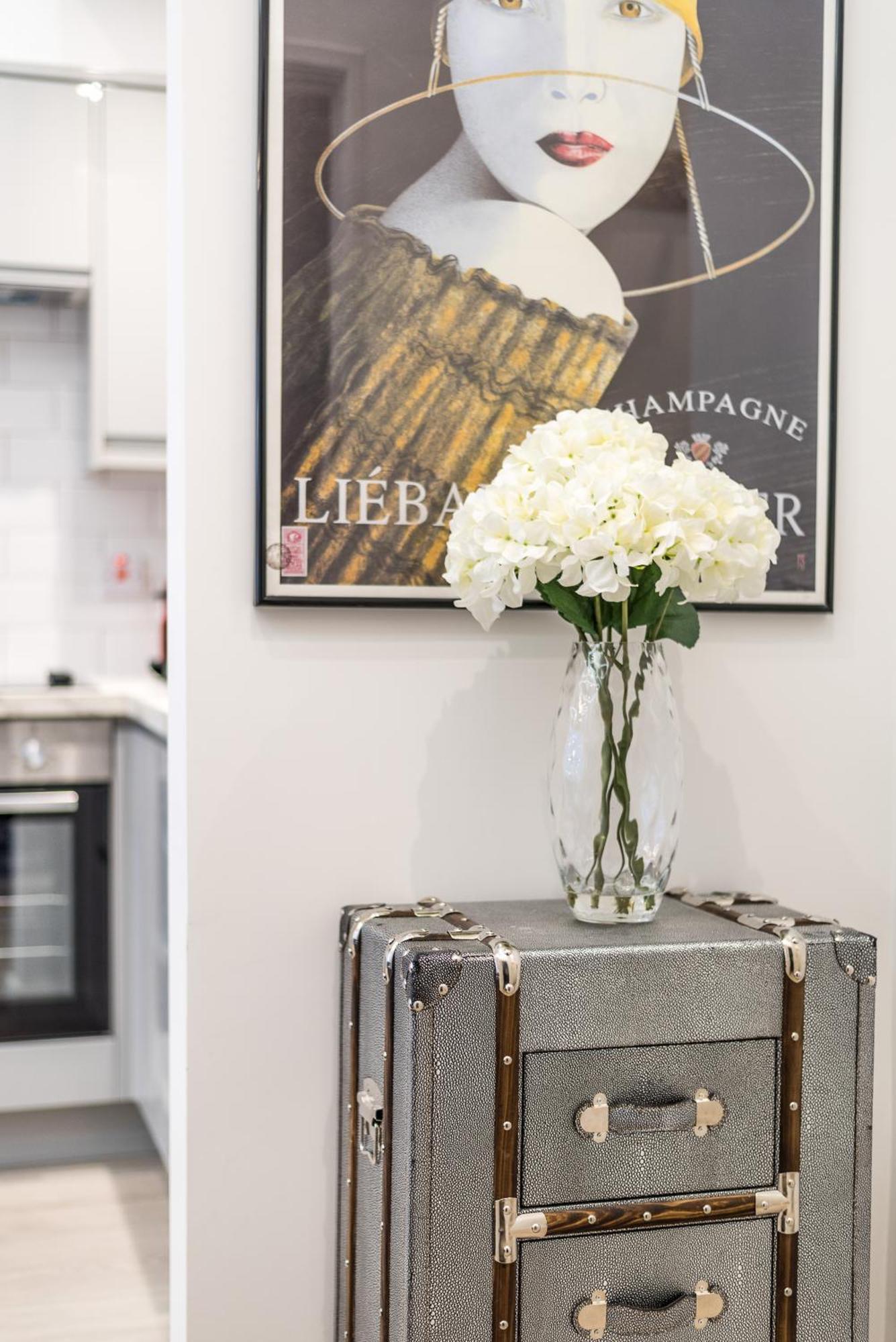 런던 Casa Italia Near Kings Road In Chelsea With Wifi & Washing Machine 아파트 외부 사진